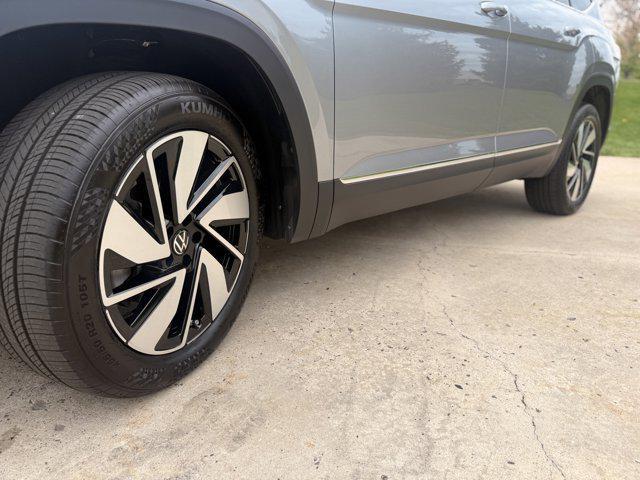 used 2025 Volkswagen Atlas car, priced at $41,588