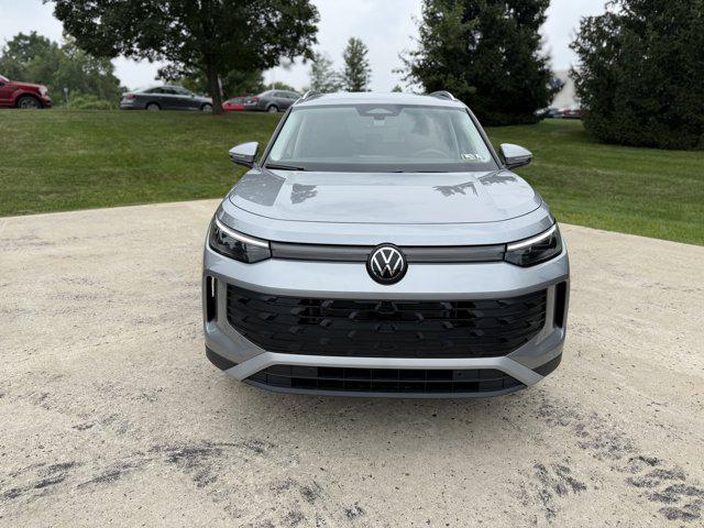 new 2025 Volkswagen Tiguan car, priced at $35,728