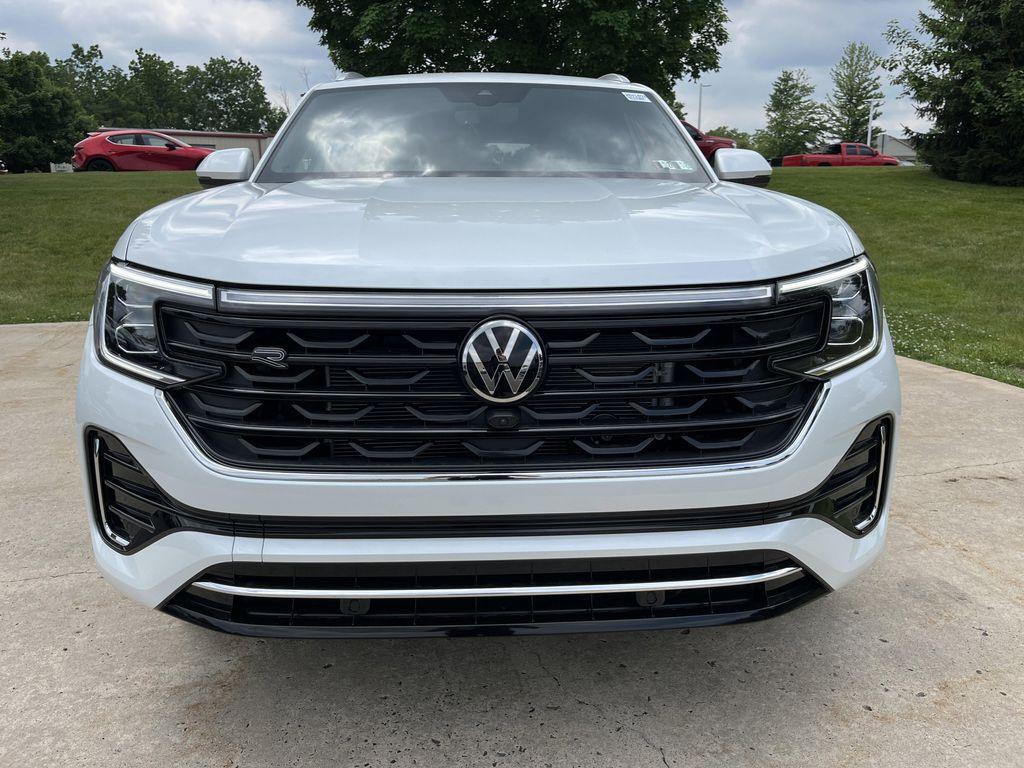new 2026 Volkswagen Atlas Cross Sport car, priced at $57,183