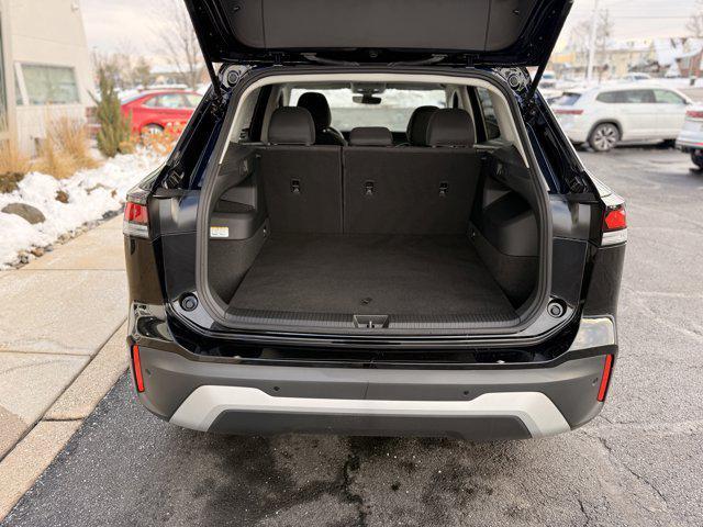 used 2025 Volkswagen Tiguan car, priced at $27,995