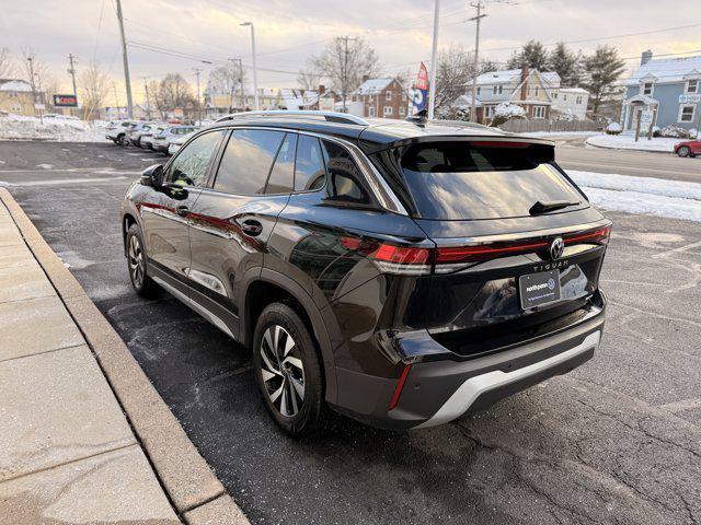 used 2025 Volkswagen Tiguan car, priced at $27,995