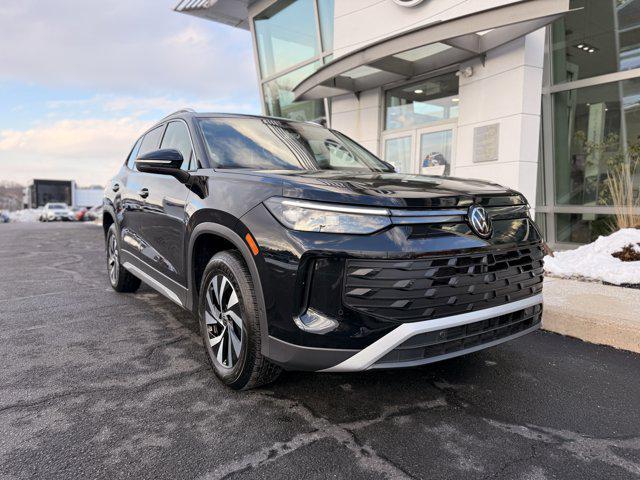 used 2025 Volkswagen Tiguan car, priced at $27,995