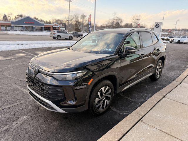 used 2025 Volkswagen Tiguan car, priced at $27,995