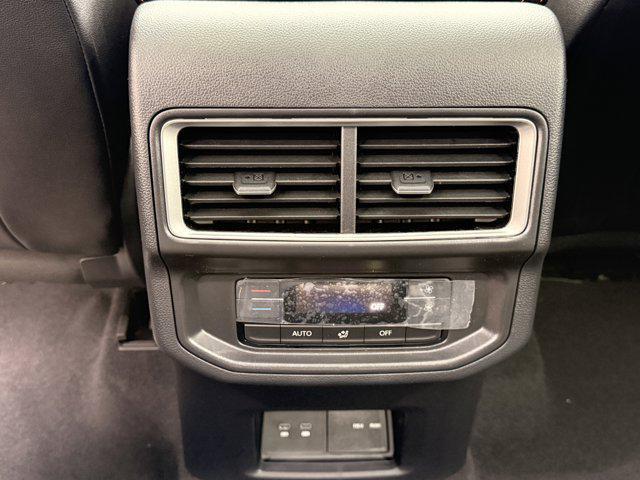 new 2026 Volkswagen Atlas car, priced at $50,423