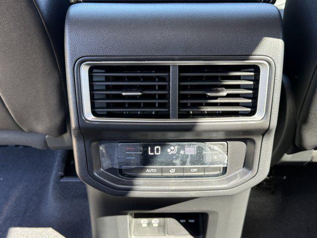 new 2026 Volkswagen Atlas car, priced at $46,949