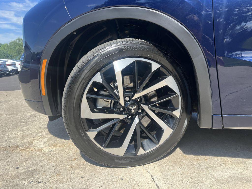 used 2025 Mitsubishi Outlander PHEV car, priced at $34,340