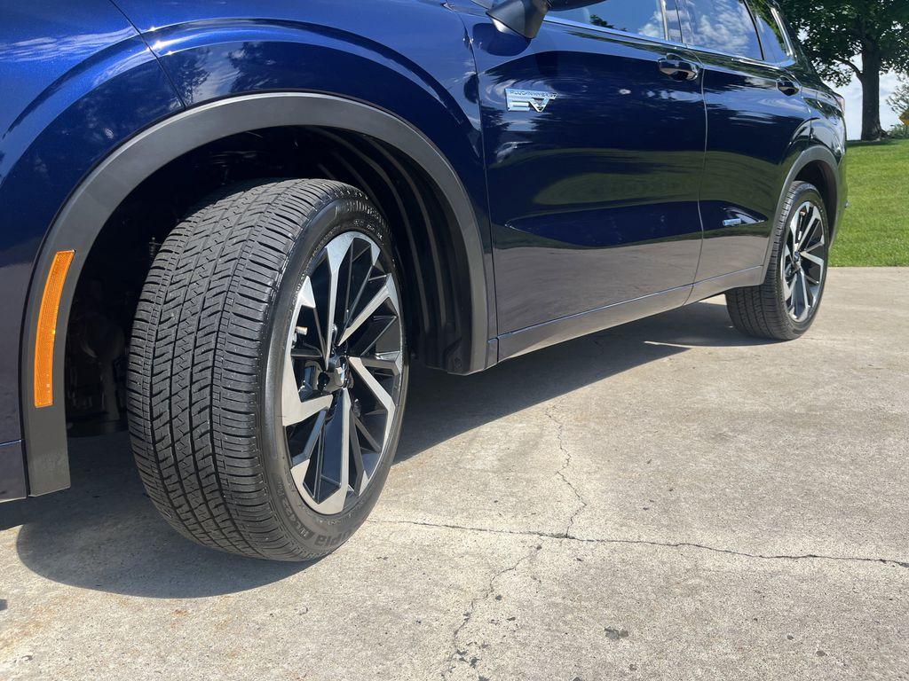used 2025 Mitsubishi Outlander PHEV car, priced at $34,340