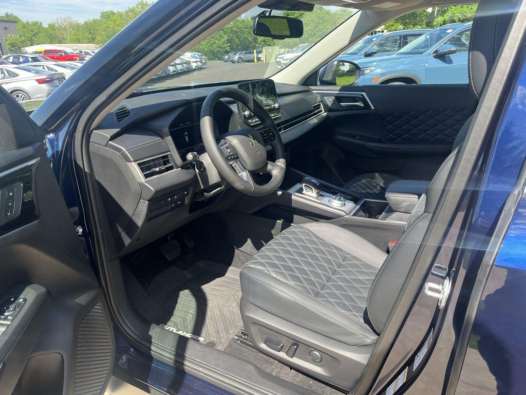 used 2025 Mitsubishi Outlander PHEV car, priced at $34,340