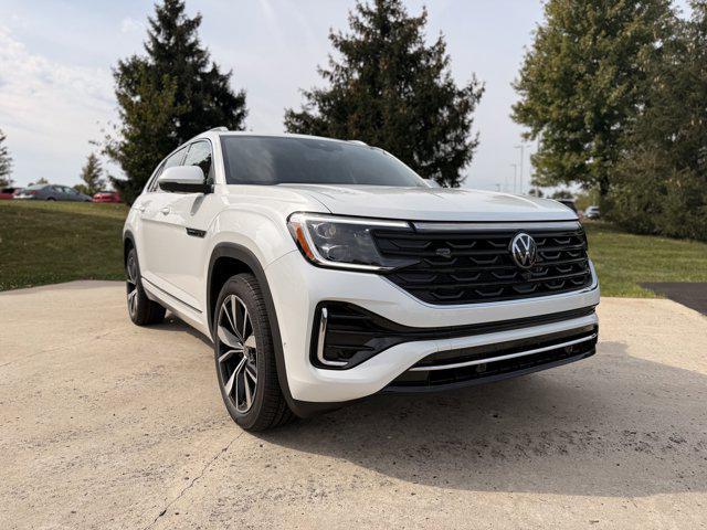 new 2026 Volkswagen Atlas Cross Sport car, priced at $56,669