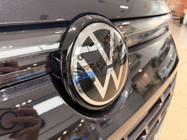 used 2025 Volkswagen Tiguan car, priced at $31,995