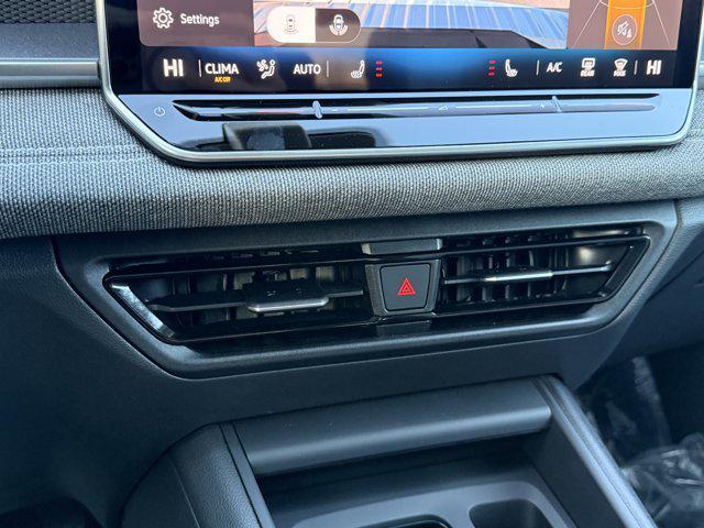 new 2026 Volkswagen Tiguan car, priced at $34,492