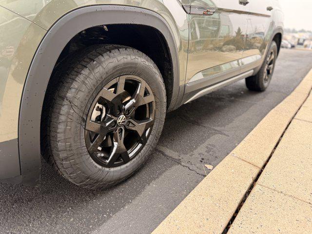 new 2026 Volkswagen Atlas car, priced at $49,330