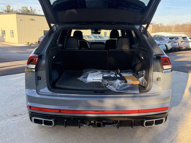 new 2026 Volkswagen Atlas Cross Sport car, priced at $56,913