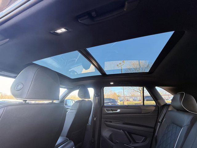 new 2026 Volkswagen Atlas Cross Sport car, priced at $56,913