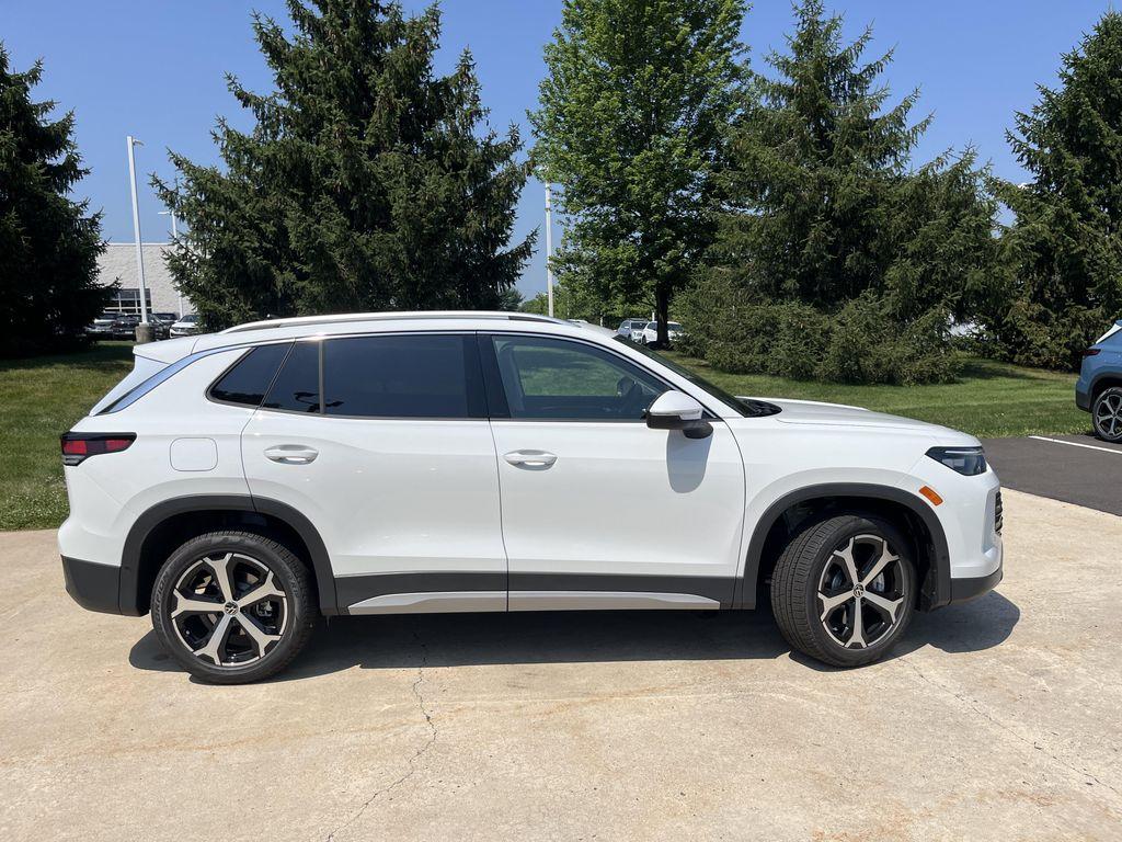 new 2026 Volkswagen Tiguan car, priced at $39,387