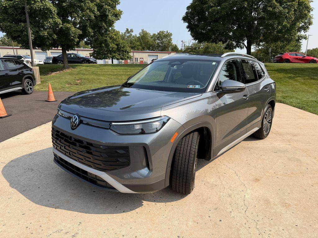 used 2026 Volkswagen Tiguan car, priced at $29,017