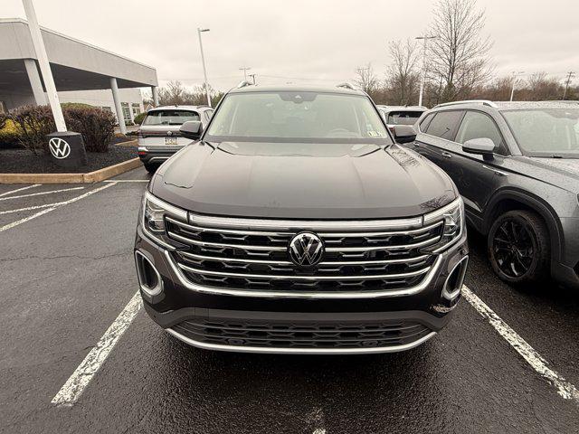 used 2025 Volkswagen Atlas car, priced at $41,478