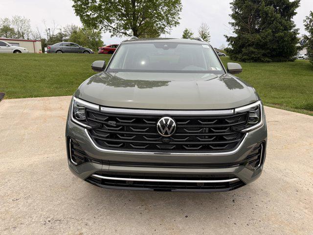 new 2026 Volkswagen Atlas car, priced at $57,738
