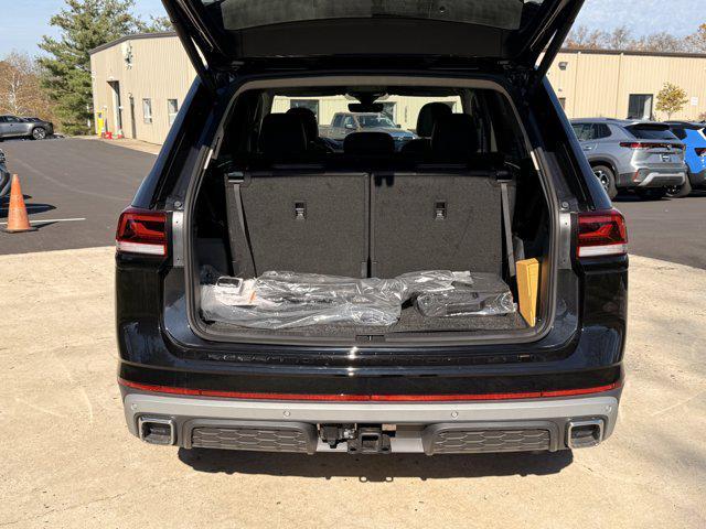 new 2026 Volkswagen Atlas car, priced at $48,732