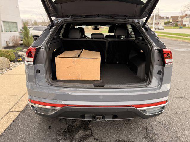 used 2020 Volkswagen Atlas Cross Sport car, priced at $27,688