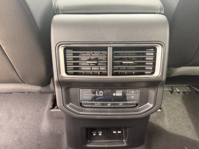 new 2026 Volkswagen Atlas car, priced at $45,476