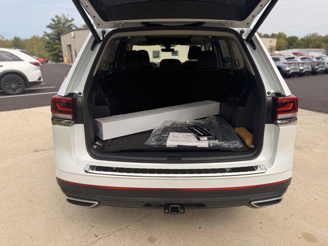 new 2026 Volkswagen Atlas car, priced at $45,476