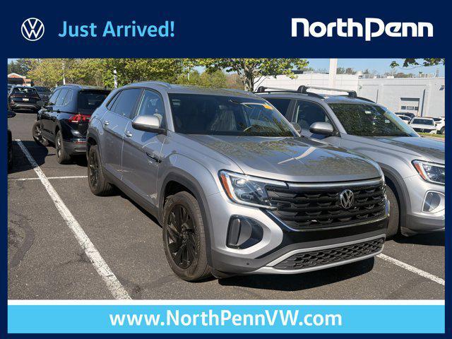 used 2025 Volkswagen Atlas Cross Sport car, priced at $34,995
