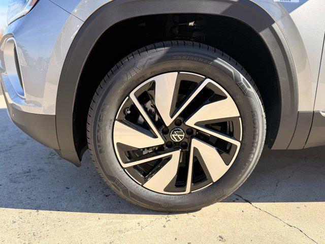 new 2026 Volkswagen Atlas car, priced at $51,030