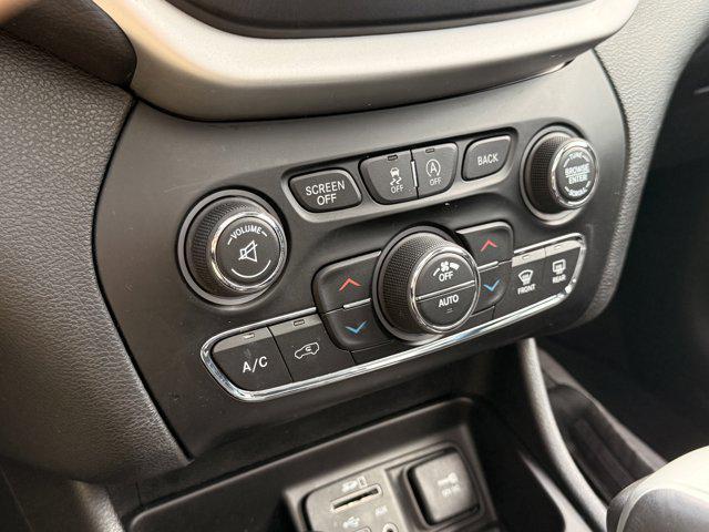 used 2018 Jeep Cherokee car, priced at $12,724