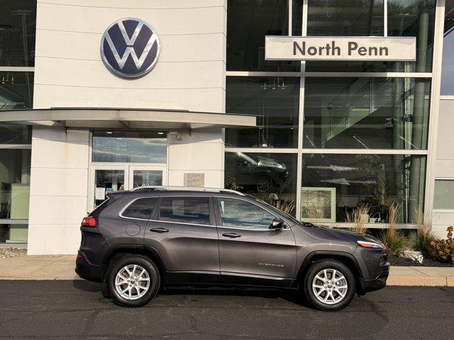 used 2018 Jeep Cherokee car, priced at $12,724