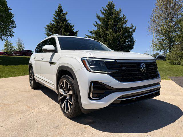 used 2024 Volkswagen Atlas car, priced at $39,990