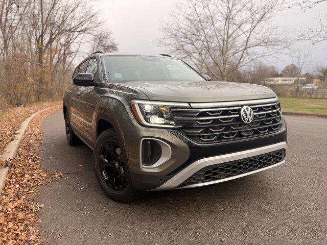 new 2026 Volkswagen Atlas car, priced at $48,977