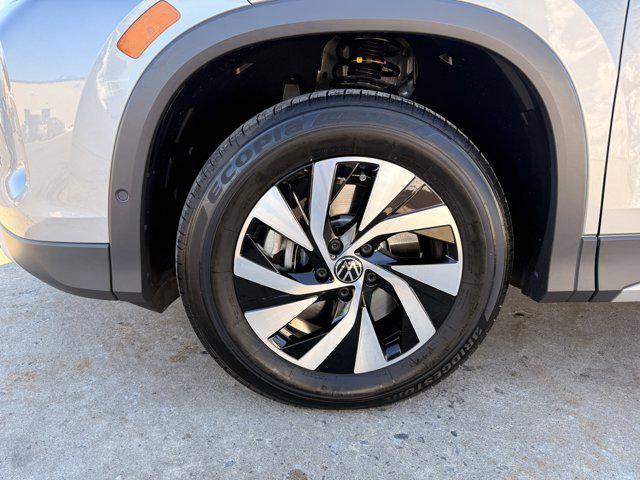 used 2025 Volkswagen Tiguan car, priced at $28,771