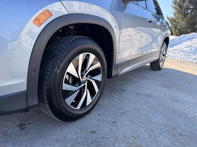 used 2025 Volkswagen Tiguan car, priced at $28,771