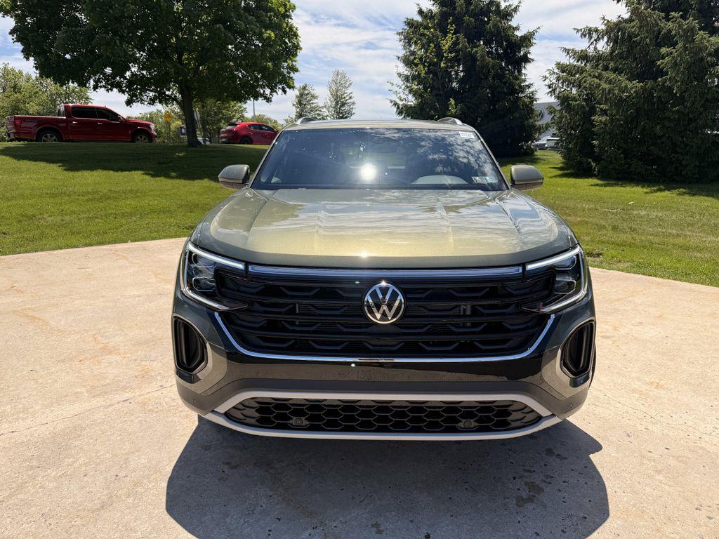 new 2026 Volkswagen Atlas Cross Sport car, priced at $49,268