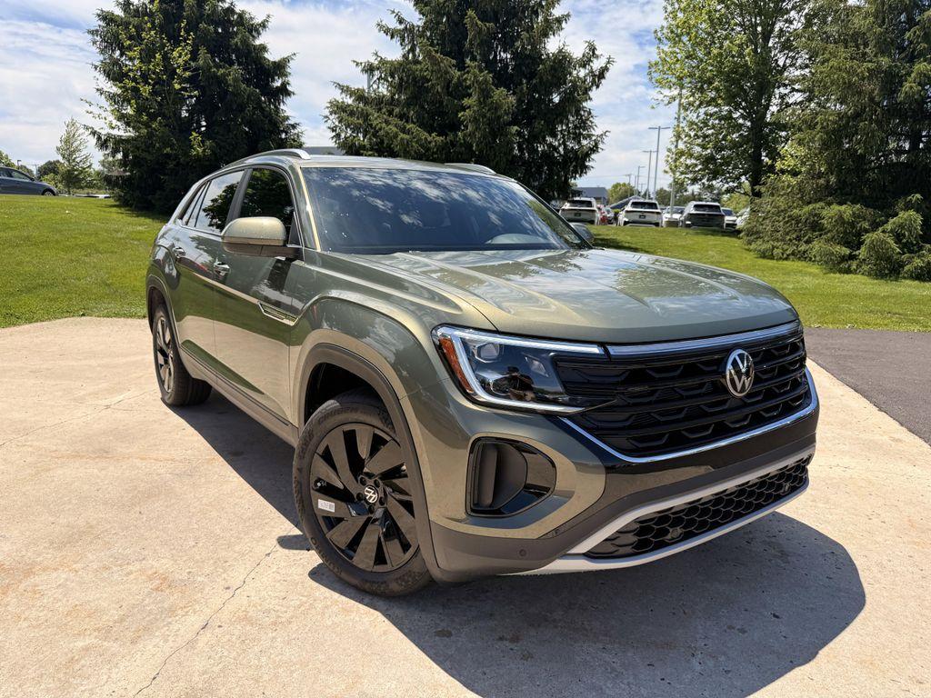 new 2026 Volkswagen Atlas Cross Sport car, priced at $49,268