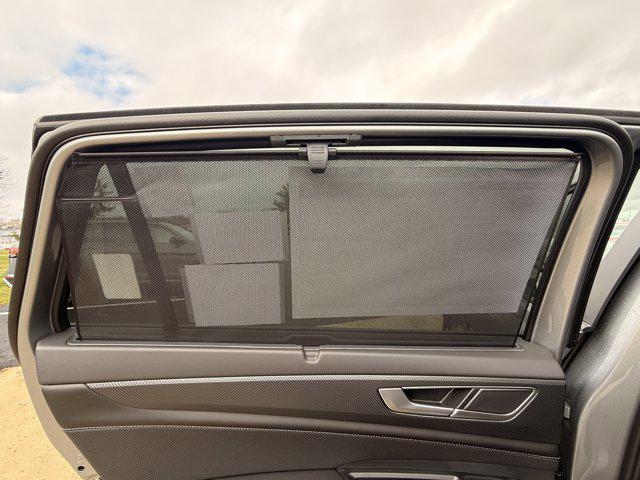 new 2026 Volkswagen Atlas Cross Sport car, priced at $53,421