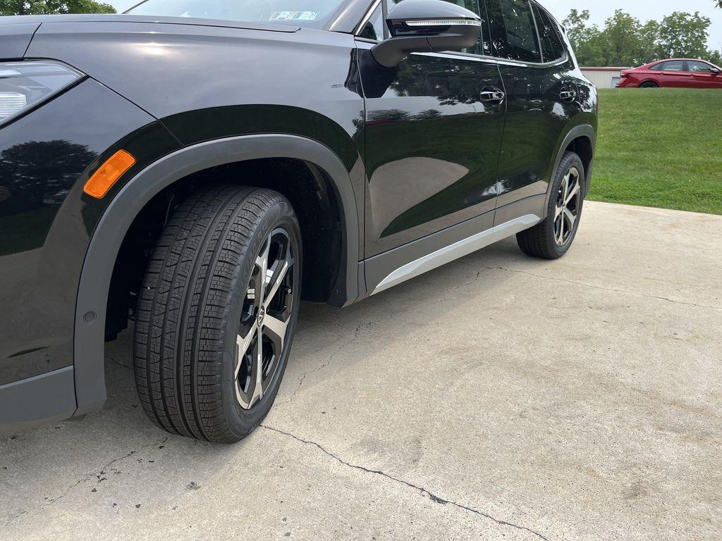 new 2026 Volkswagen Tiguan car, priced at $37,938