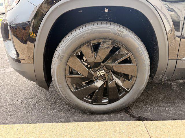 new 2026 Volkswagen Atlas Cross Sport car, priced at $48,922