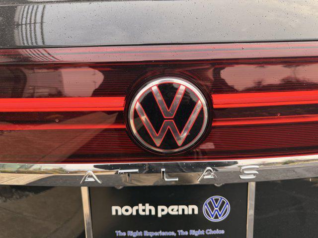 new 2026 Volkswagen Atlas Cross Sport car, priced at $48,922