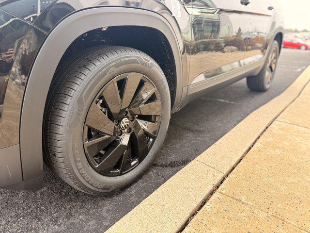new 2026 Volkswagen Atlas Cross Sport car, priced at $48,922