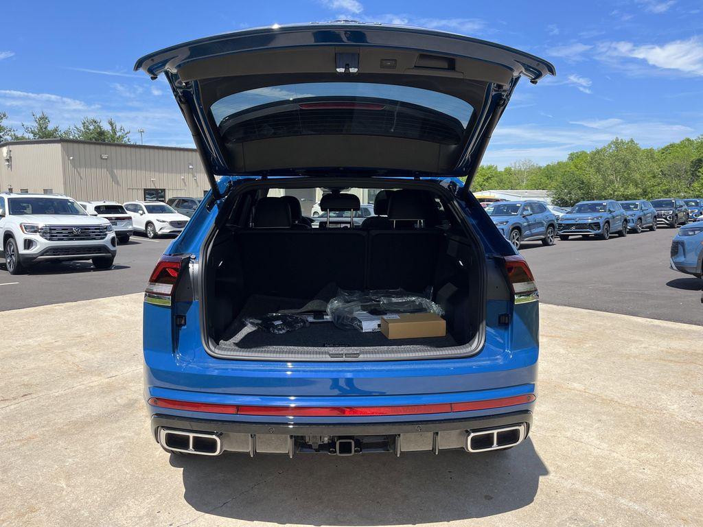 new 2026 Volkswagen Atlas Cross Sport car, priced at $56,617