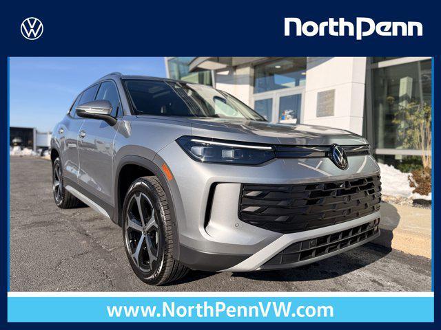 used 2025 Volkswagen Tiguan car, priced at $31,896