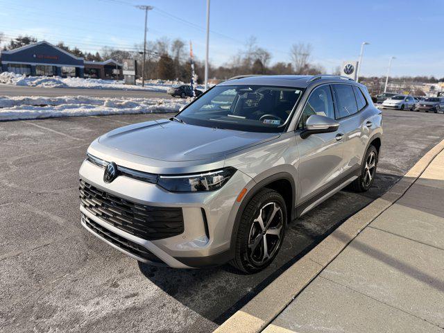 used 2025 Volkswagen Tiguan car, priced at $31,896