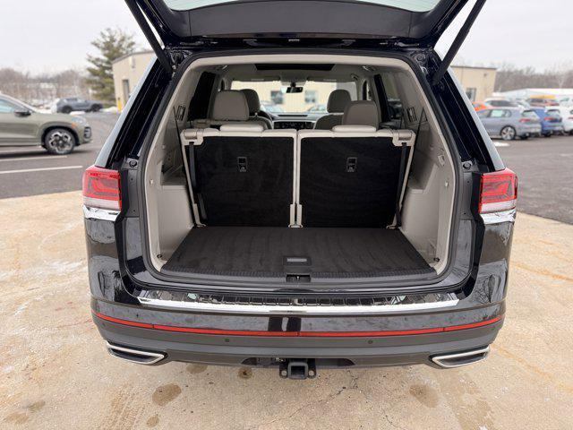 used 2022 Volkswagen Atlas car, priced at $25,995