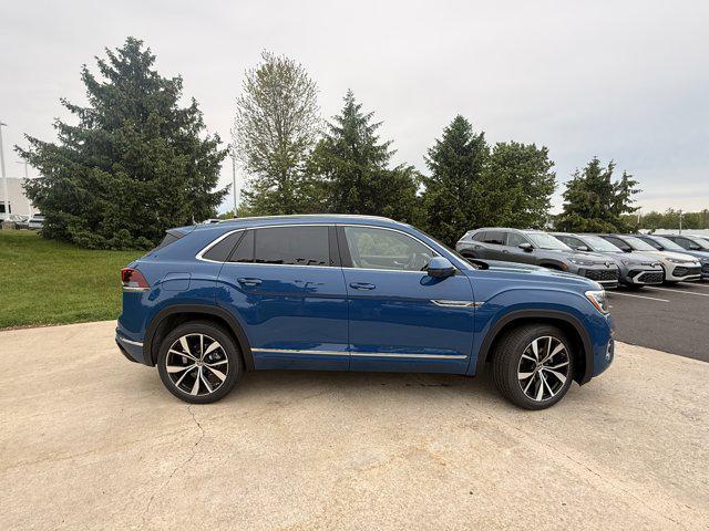 new 2026 Volkswagen Atlas Cross Sport car, priced at $56,238