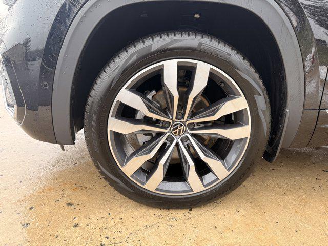 used 2023 Volkswagen Atlas car, priced at $32,563