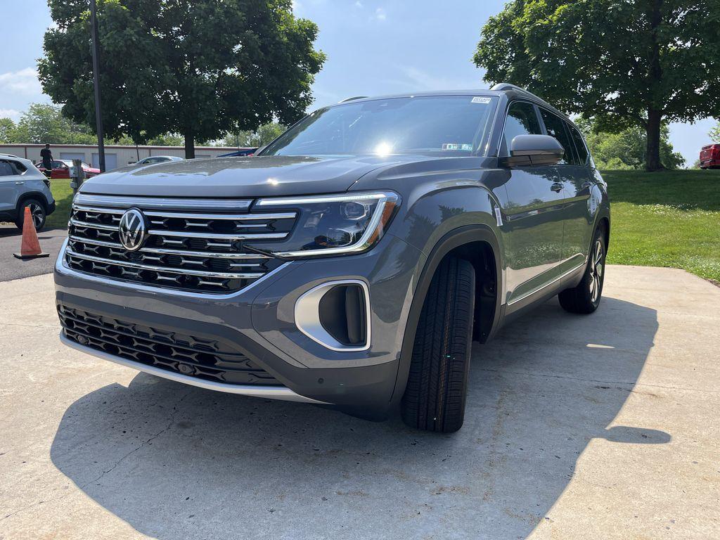 new 2026 Volkswagen Atlas car, priced at $53,071