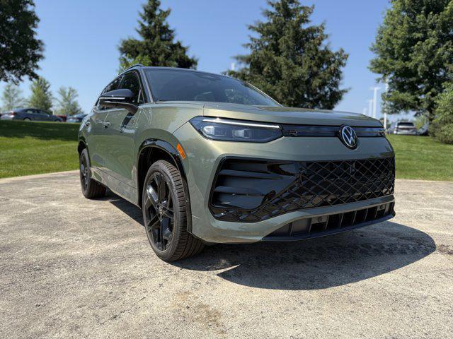 new 2026 Volkswagen Tiguan car, priced at $42,362