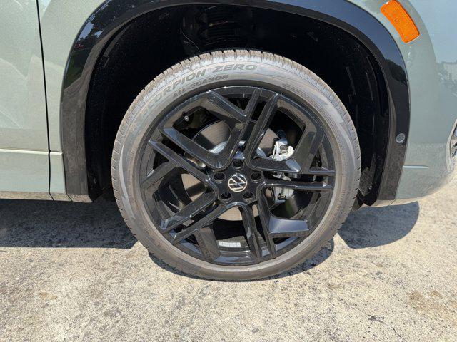 new 2026 Volkswagen Tiguan car, priced at $42,362